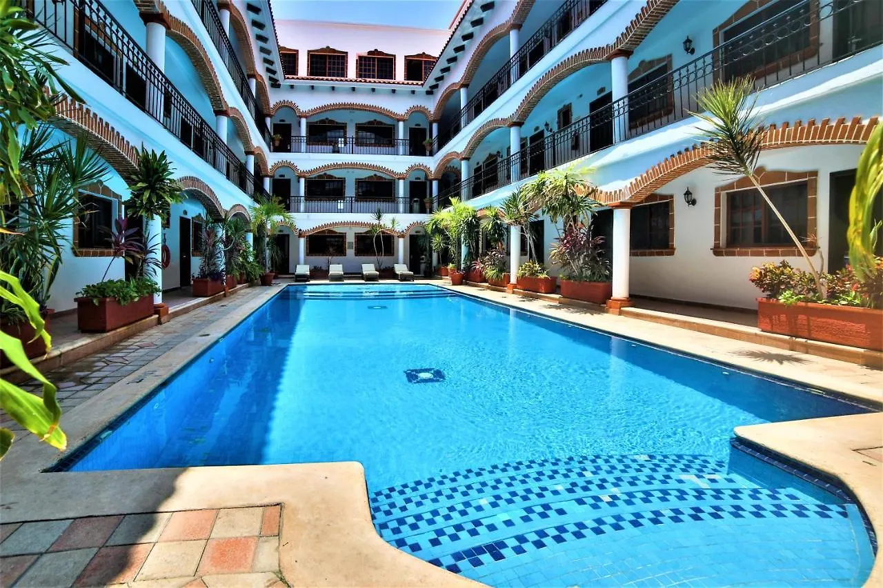 Hotel Colonial Playa Del Carmen location