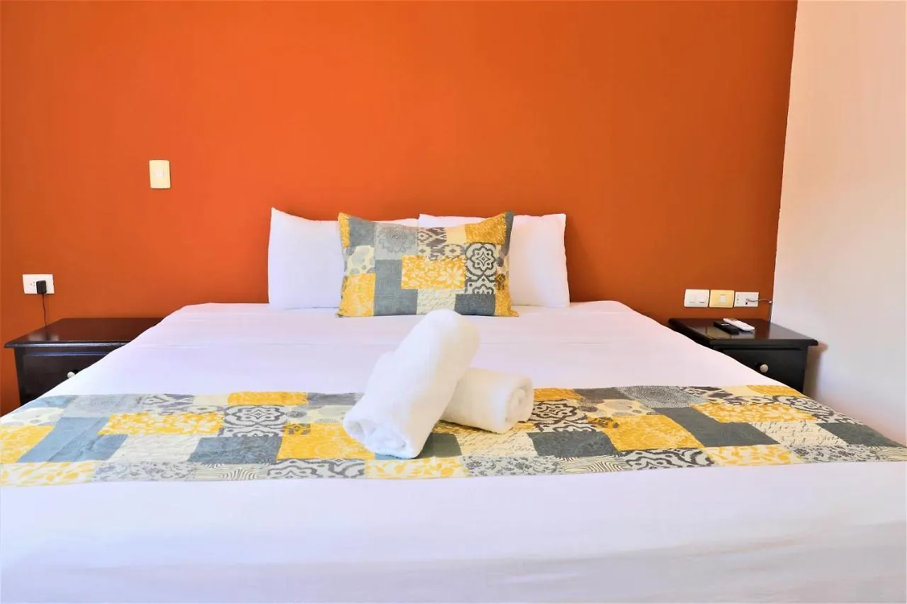 Hotel Colonial Πλάγια Ντελ Κάρμεν